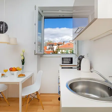 Old Town Stone Apartment Split